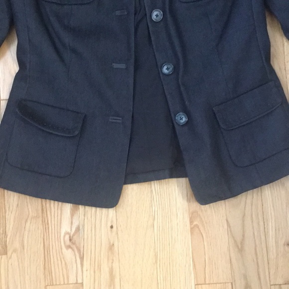 Tahari blazer - Picture 5 of 7